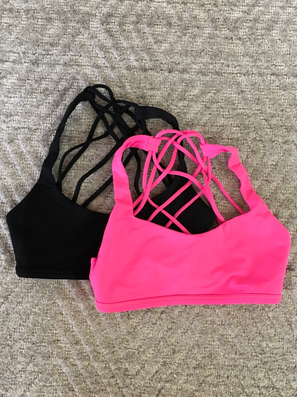 2x Lululemon sports bras size 2
